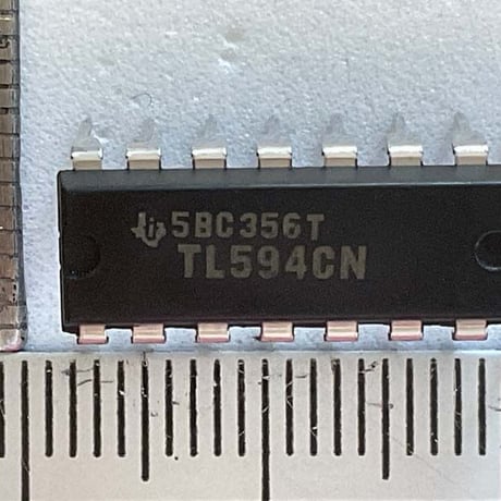 DIP PWM制御IC TL594CN  テキサスインスツルメンツ(T.I.)