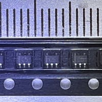面実装 デジタルトランジスタ UMC5-N-TR (10個) ローム(ROHM)