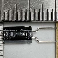 アルミ電解コンデンサ  330μF 6.3V 105℃ ±20% 6.3YXF330M (2個) ルビコンRubycon)