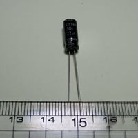 アルミ電解コンデンサ 22μF 50V 85℃ ±20% ESMG500E□□220ME11D(2個) (日ケミ)