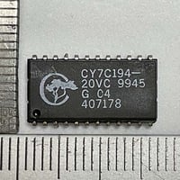 モールドSOJ 64K x 4 Static RAM CY7C194-20VC (Cypress)