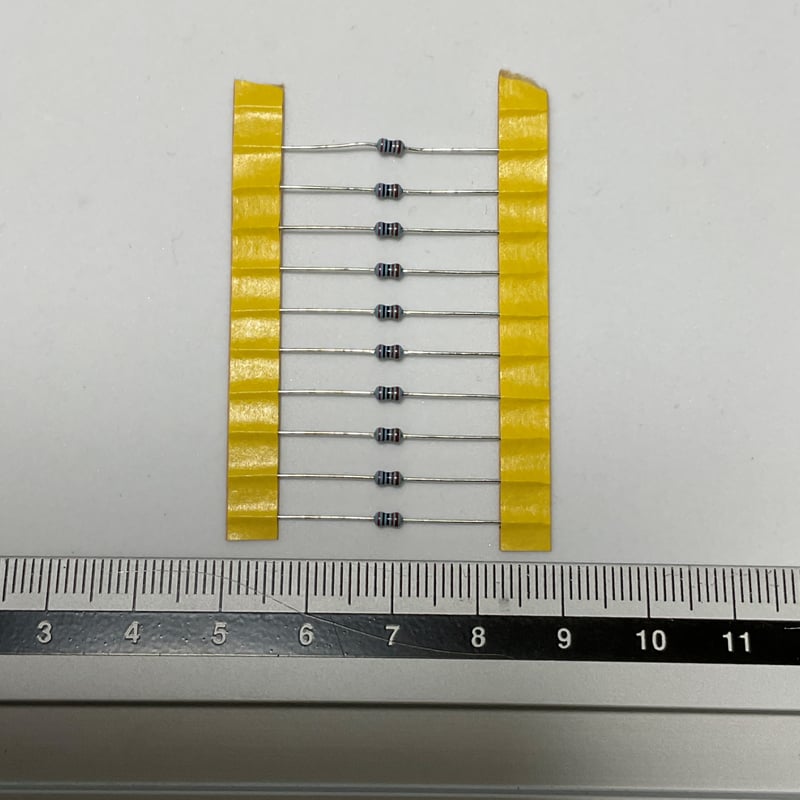 ストレートリード金属皮膜抵抗 (10本) 3.3kΩ 1/4W ±1％ 50ppm/℃ MFS