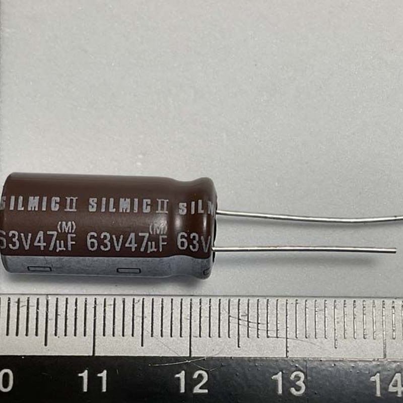 オーディオ用アルミ電解コンデンサ SILMICⅡ RFS63V470M（ELNA