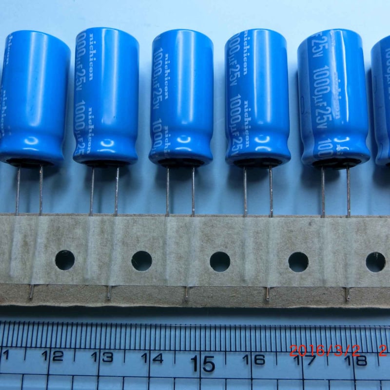 アルミ電解コンデンサ 1000μF 25V 125℃ UBT1E102MHD 高温度高