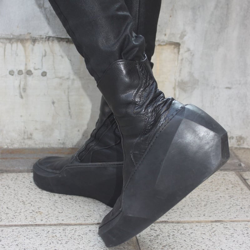 Julius AW15 Polygon Sneakers - 517FWM5-B | Kara