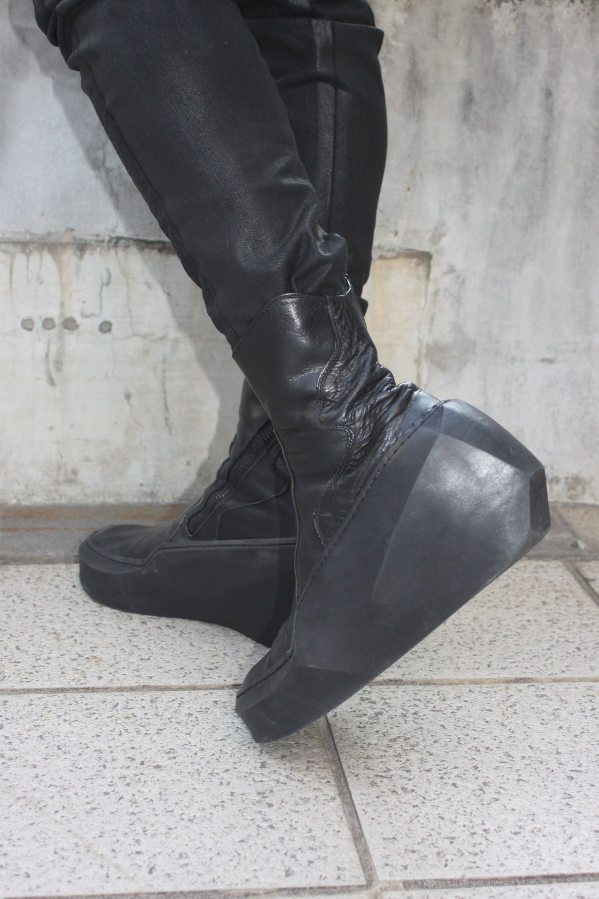靴 14ss julius fixed sneakers 457FWM5 Julius AW15 Polygon Sneakers - 517FWM5-B | Kara