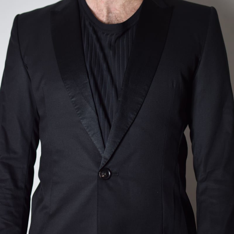Julius AW06 Fixed Tuxedo Jacket | Karasu Shop