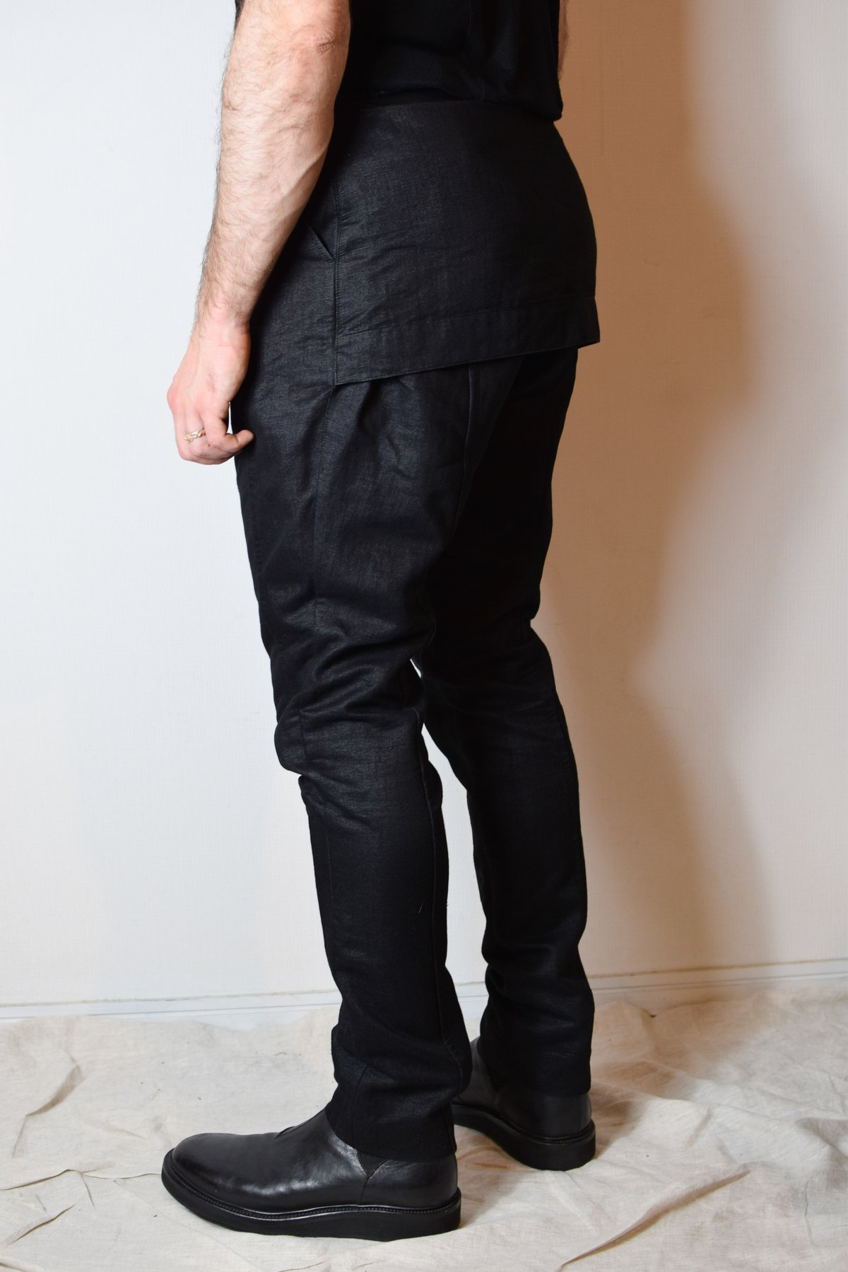 パンツ JULIUS halo layered design pants パンツ JULIUS halo layered design pants JULIUS halo layered
