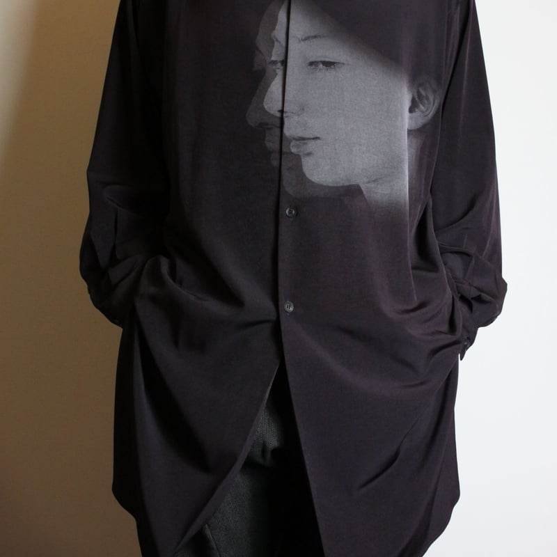 Chemise Longue Yohji Yamamoto Scandale Noir - Taille 2 - Occasion Très Bon état - Imprimé Uchida Souko