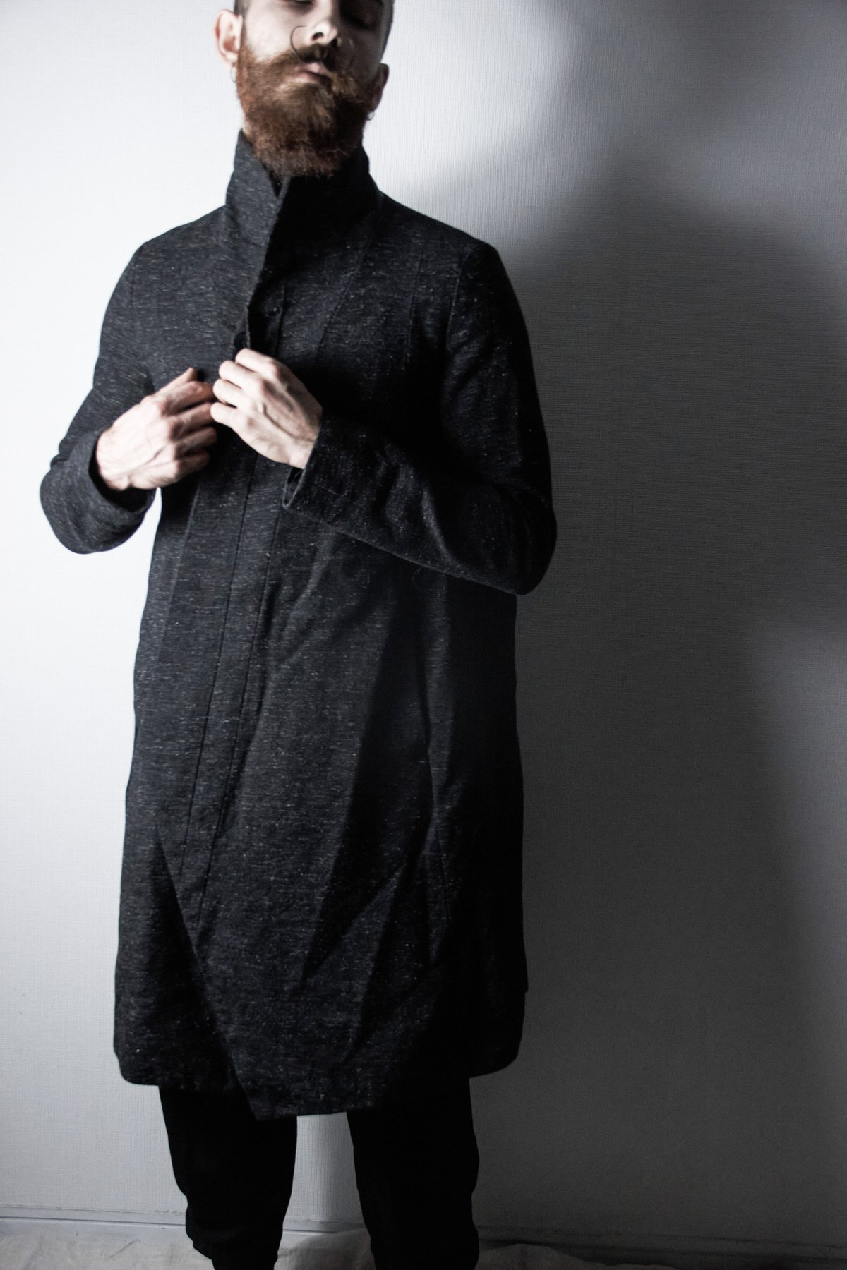 ジャケット・アウター JULIUS - Edge Classic Coat - 587COM1 JULIUS - Edge Classic Coat - 587COM1