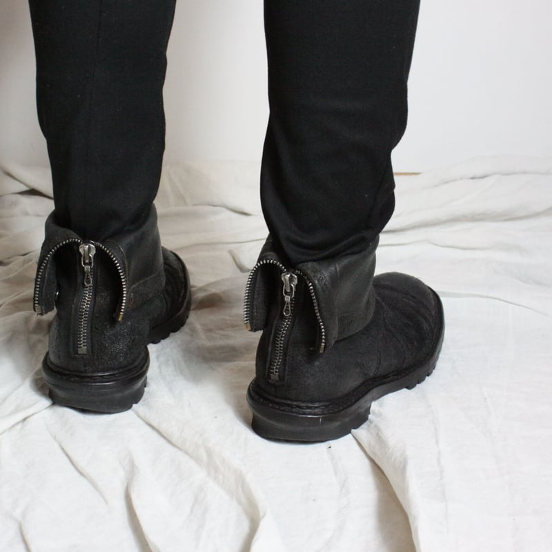 靴 julius 7 engineer boots JULIUS_7 Buckled Cargo Pocket Engineer Boots with detachable