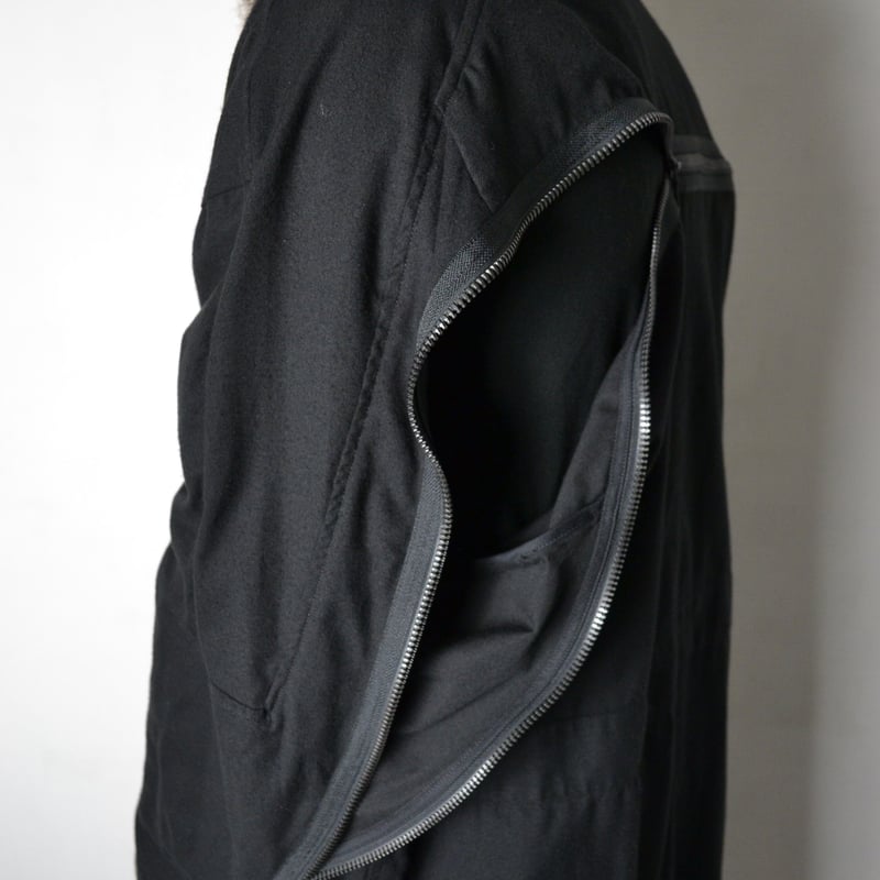 Julius AW18 ISDN Zipper Coat - 637COM2 | Karasu