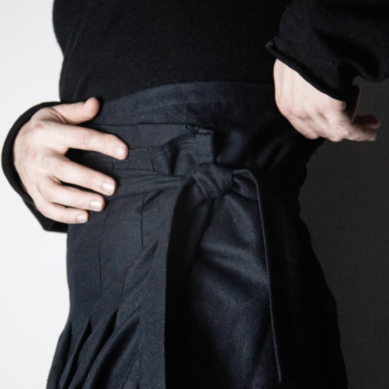 Comme des Garçons AW05 Wrap Skirt - GP-S042 | K