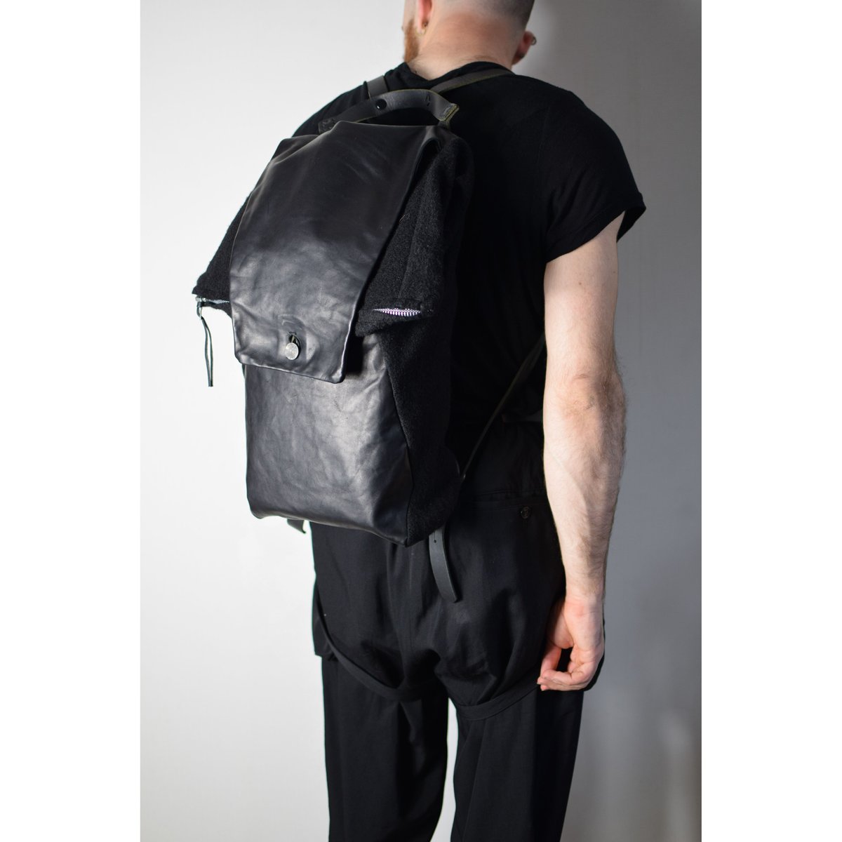 世界中の商品を購入 Boris bidjan 専用です。レザーback pack