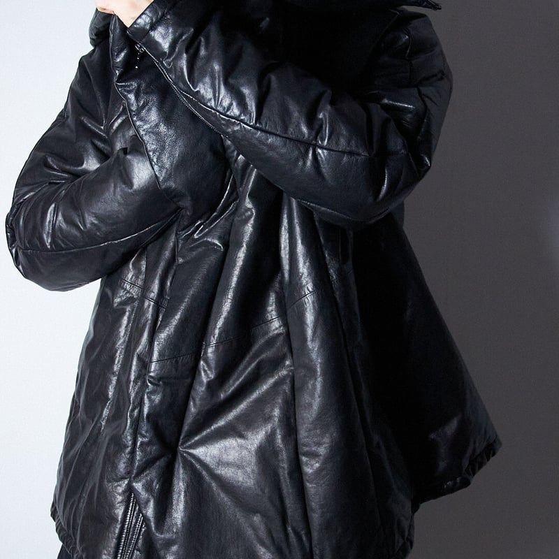 Julius AW16 Beast Sample Leather Down Coat - 55