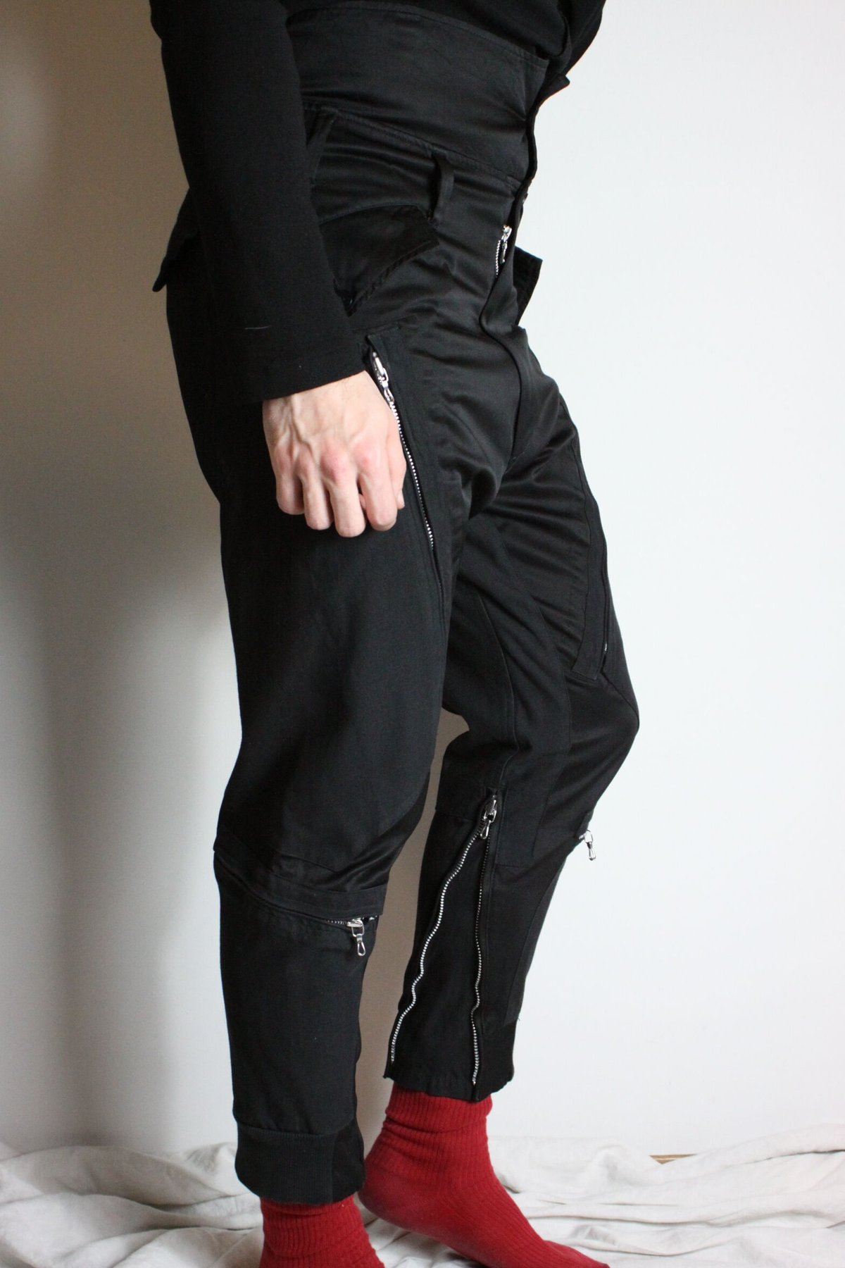 JULIUS 【NEUROMANTIKA】パンツ JULIUS 【NEUROMANTIKA】パンツ BOTTOMS – JULIUS TOKYO STORE