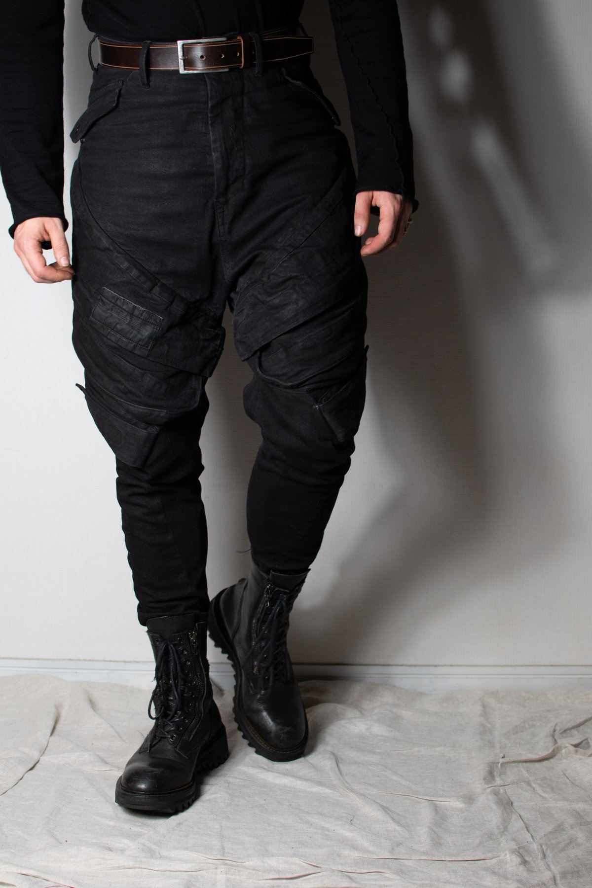 Julius SS16 Sefiroth Gasmask Pants - 537PAM39 |