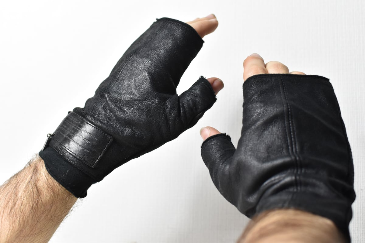 Julius x Garni AW12 Resonance Gloves - 397ACU13
