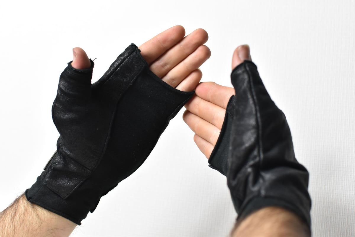 Julius x Garni AW12 Resonance Gloves - 397ACU13