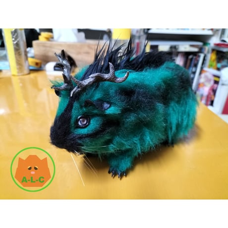 Antlered-Cavy(Green&Brown)／モルディアー（緑黒）2023
