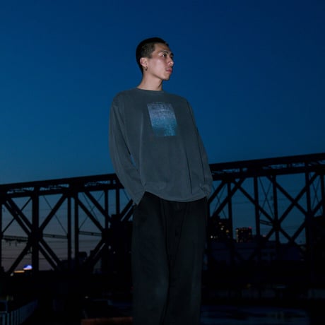 Long sleeve -or absence- purple