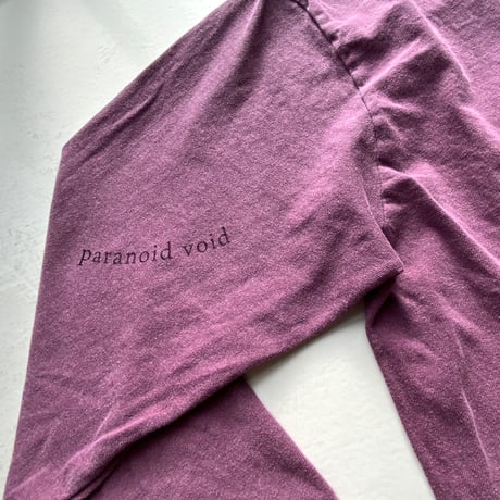 Long sleeve -or absence- purple