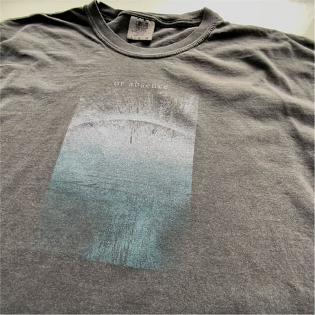 Long sleeve T-shirts  -or absence- black