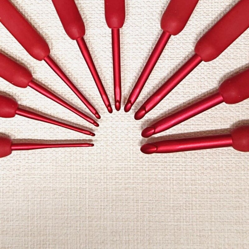 🌷Tulip🌷 エティモ レッド クッショングリップ付きかぎ針 | ぶたの