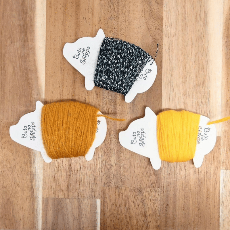 新！ぶたのしっぽ糸巻き台紙 3枚set | ぶたのしっぽ 毛糸のお店
