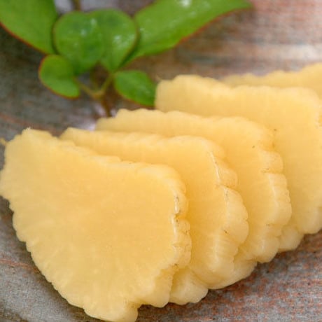 【業務用つけもの】もうすでに４ｍｍ厚に輪切りにスライスしてある！ 　つぼ漬スライス沢庵１ｋｇ×１２袋　　１ケース
