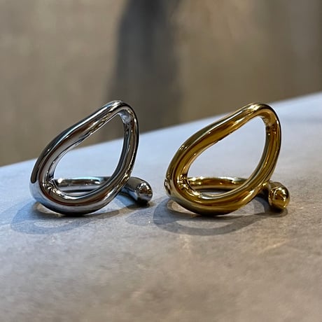 2506RG0659 / Circle asymmetry twist ring（Silver）