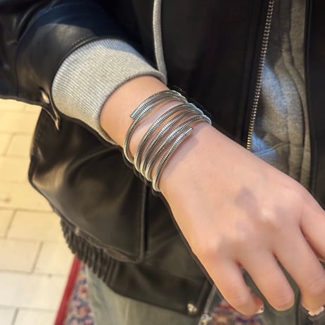 2503BR0070 / Twister design Bracelet（Silver）