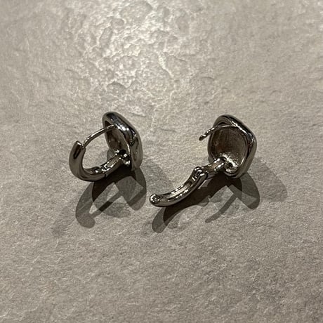 2403PR0666 / Mini square round Pierce（Silver）