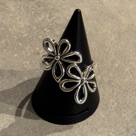 2503RG0588/ double Flower design ring（Silver）