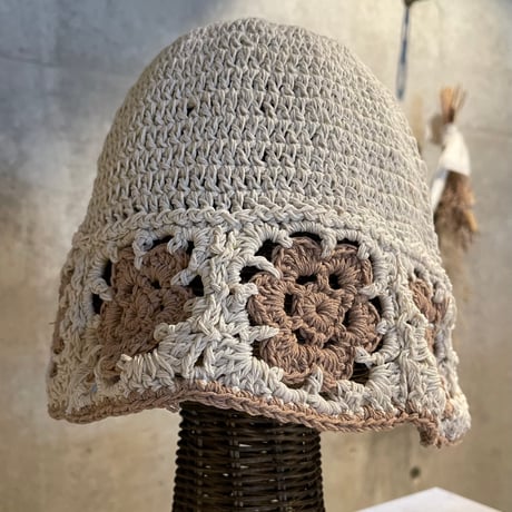 2504HW0082(S) / Flower knit bucket hat（Beige）