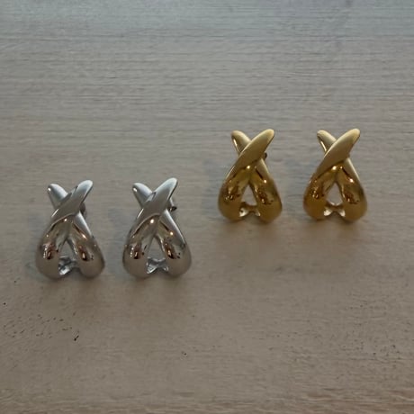 2604PR0845 / Round cross pierce（Silver）