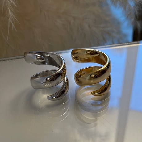 2405RG0465 / Twine around design ring（Gold）