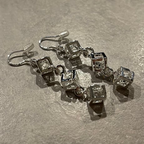 2510PR0811 / Square stone connect Pierce（Silver）