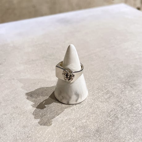 Side rose motif square ring（Silver） / 2210-RG0212