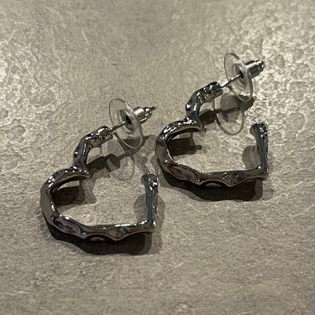 2503PR0750 / Heart craft line hoop Pierce（Silver）