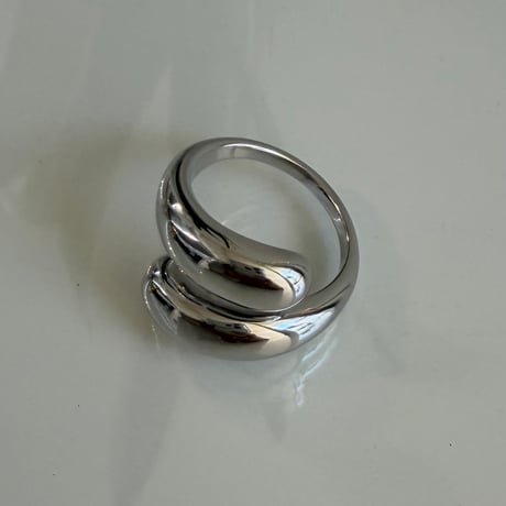 2604RG0779 / Twist drop ring（Silver）