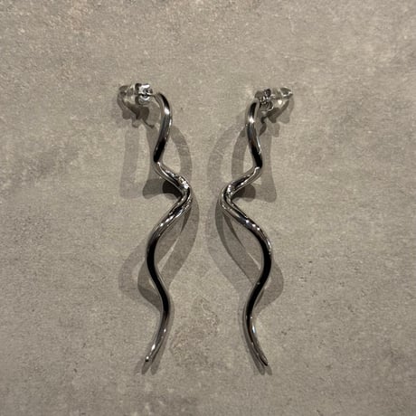 2501PR0745 / long wave twist pierce（Silver）