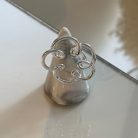 2312RG0371 / Flower twist line ring（Silver）