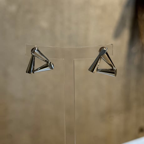 2508PR0798 /  drop triangle pierce（Silver）