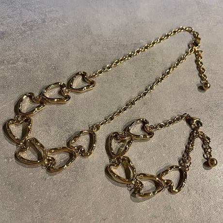 2508BR0092 / Heart motif Connect bracelet（Gold）