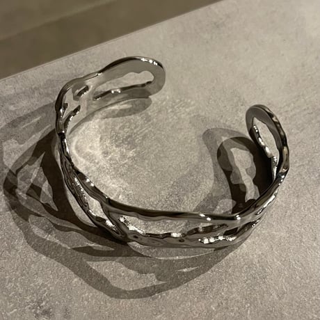 2511BR0108 / Wave craft Bangle（Silver）