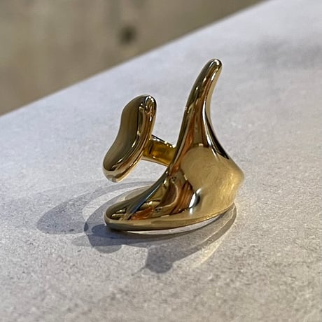 2506RG0653 / Irregular asymmetry design ring（Gold）