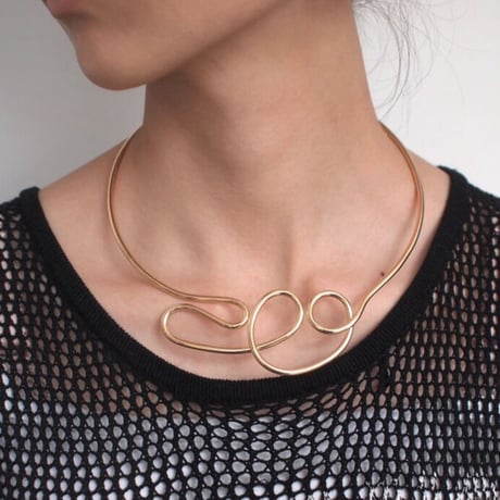 2310NC0207 / Bib Collar curve Metal Chokers（gold）