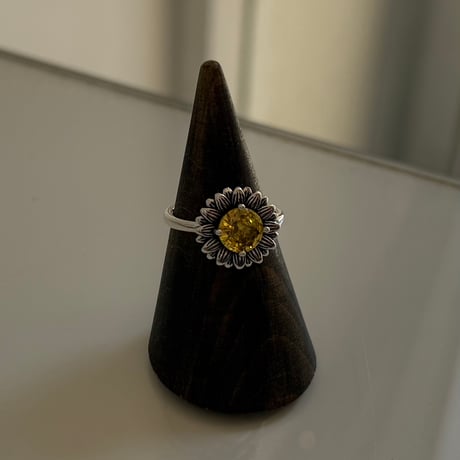 2604RG0756 / Flower motif stone ring（Silver）