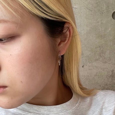 2405PR0719 / Flower motif hoop pierce（Silver）